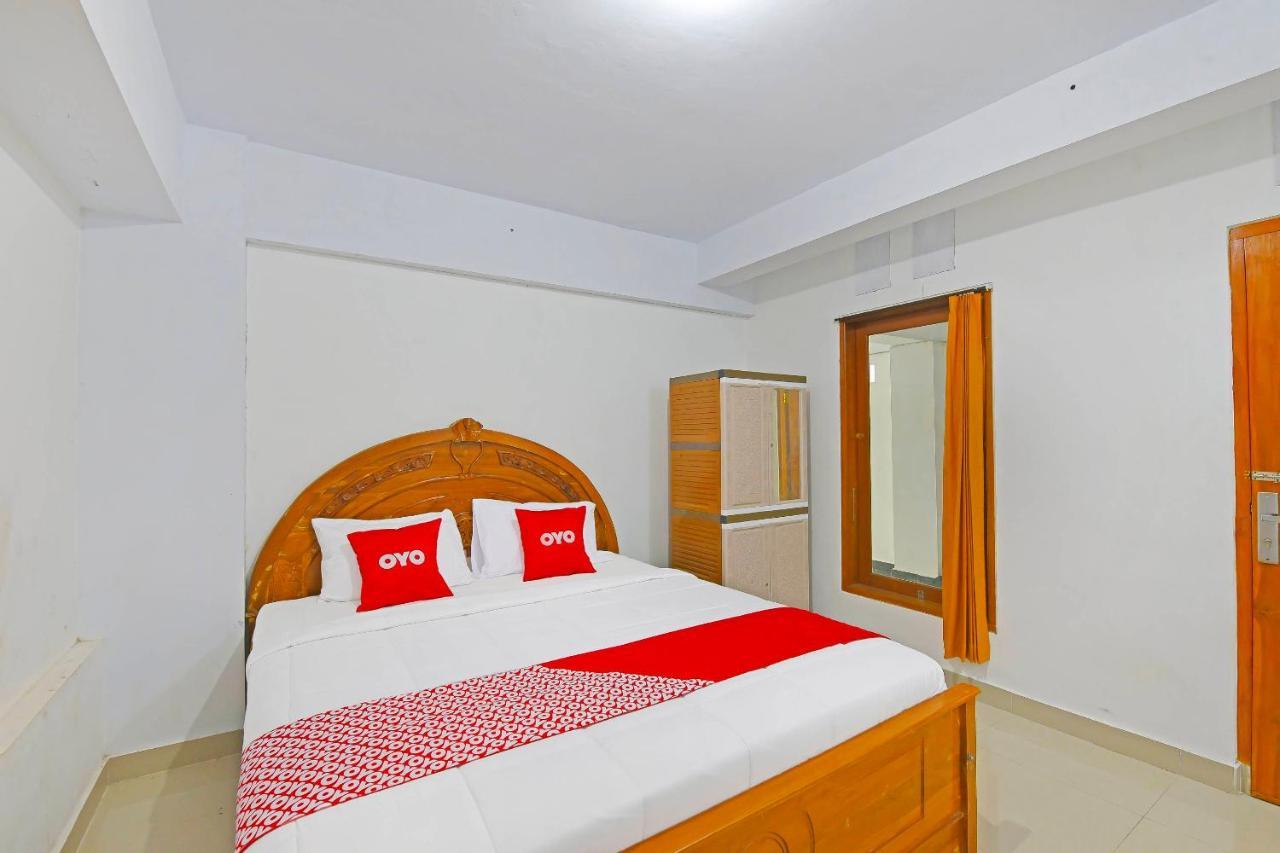 Oyo 90967 Soka Asri Guest House Darmasaba Екстер'єр фото
